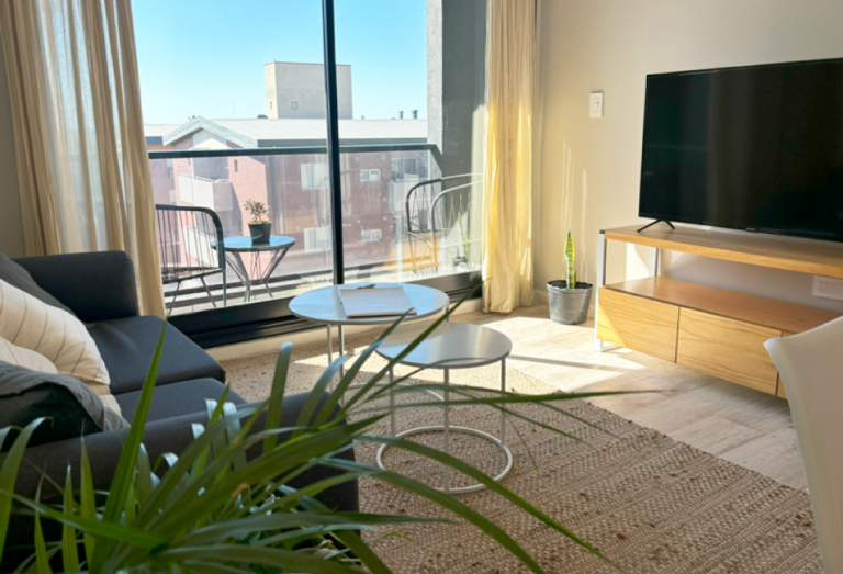 Quatro-housing-living
